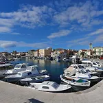 Front In Holiday home *