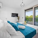 Front In Holiday home