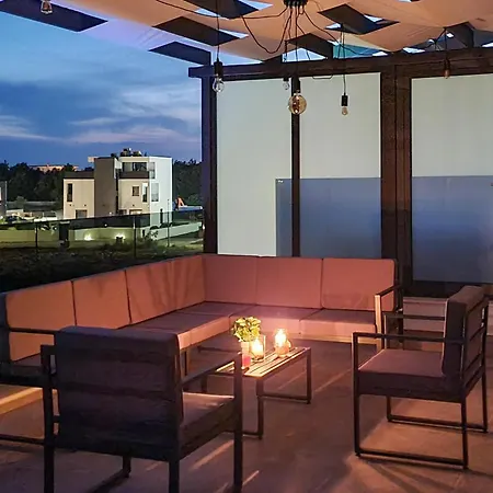 Holiday home Front In Srima