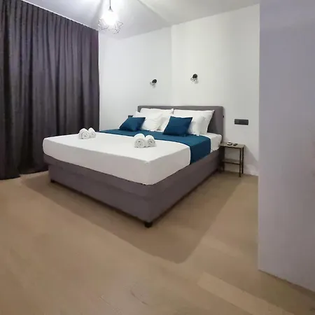 Nyaraló Gorgeous In Srima