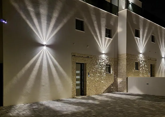 Dom wakacyjny Gorgeous In Srima