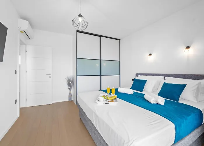 Dom wakacyjny Gorgeous In Srima