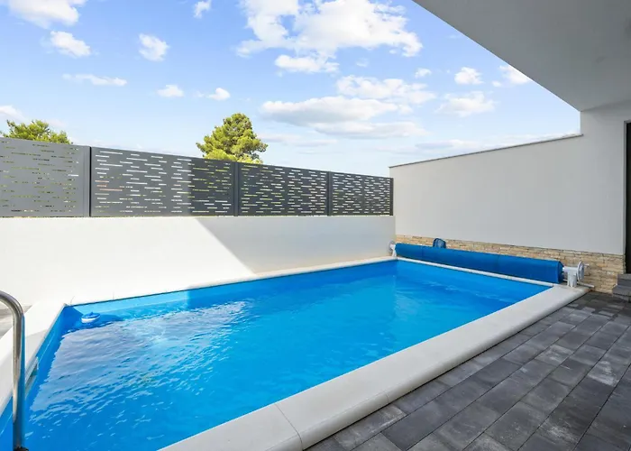 Dom wakacyjny Gorgeous In Srima